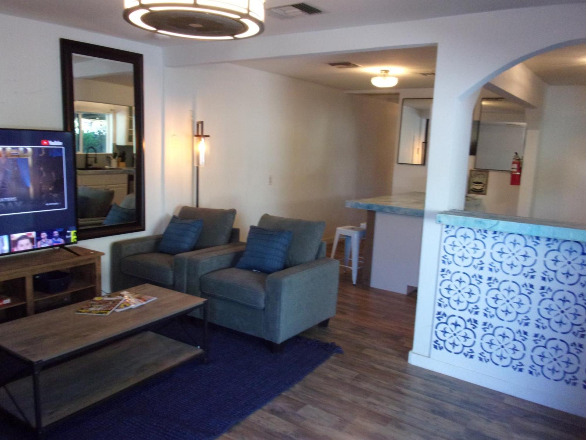 Updated Dwntwn 2Bd Twnhse W/Hot Tub& Private Patio 棕榈泉 外观 照片